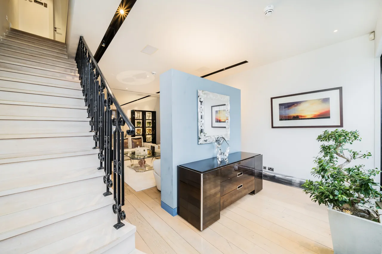Balfour Mews, Mayfair, W1K, photo 13