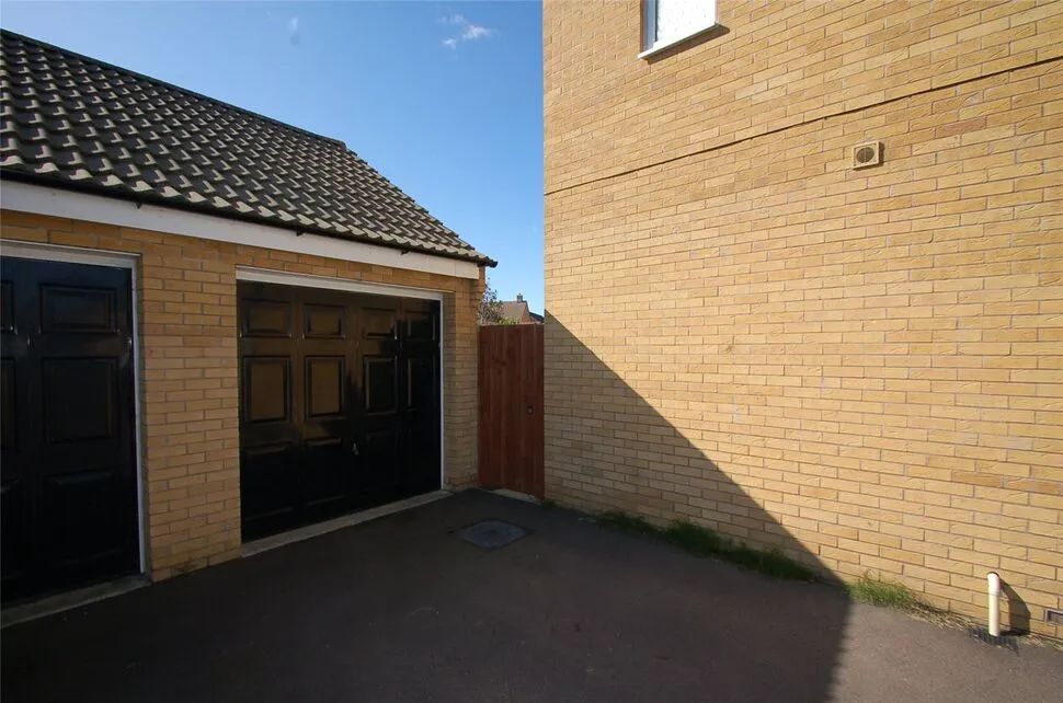 Hillfield Road, Oundle, PE8, photo 7