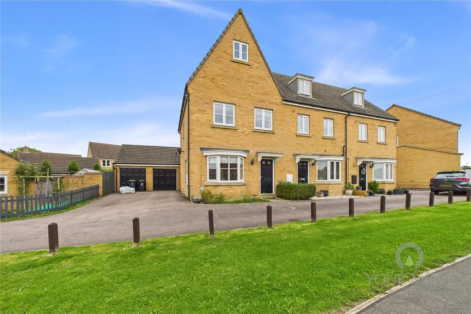 3 bed house to rent, Hillfield Road, Oundle, PE8
