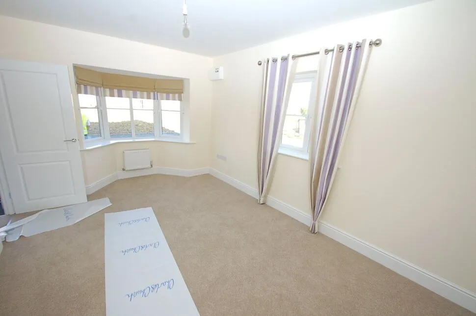 Hillfield Road, Oundle, PE8, photo 5