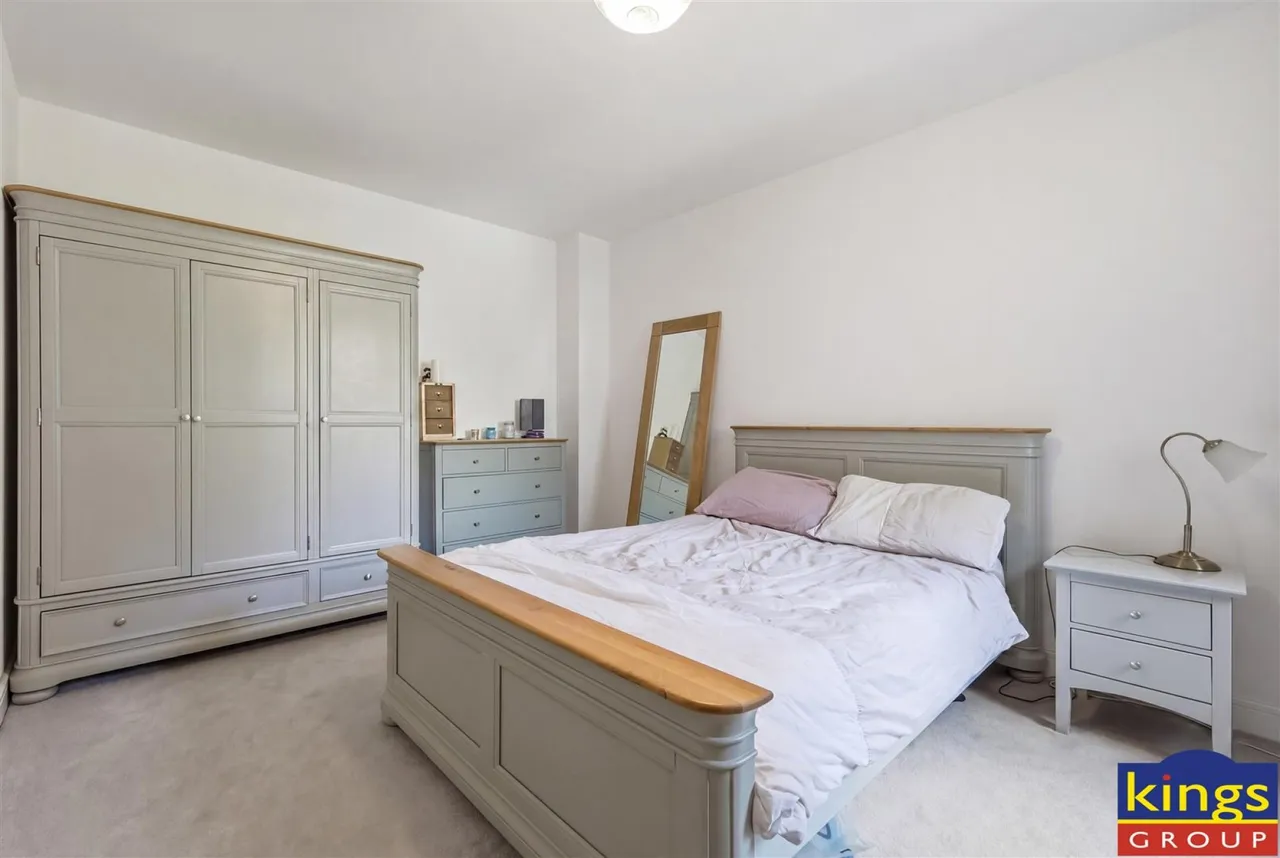 1 bed flat for sale, Hoffmans Road, London
