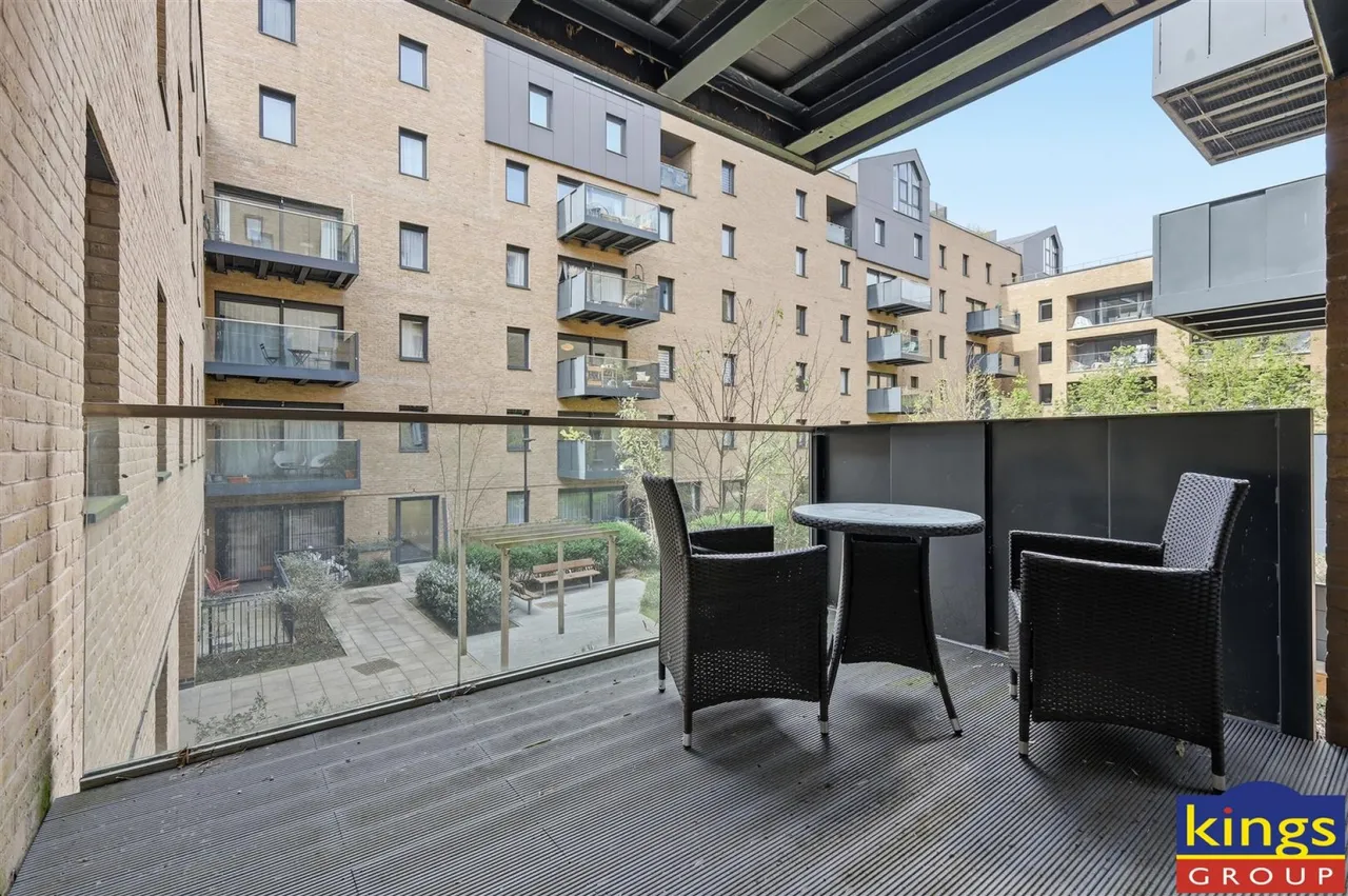 Hoffmans Road, London, photo 13