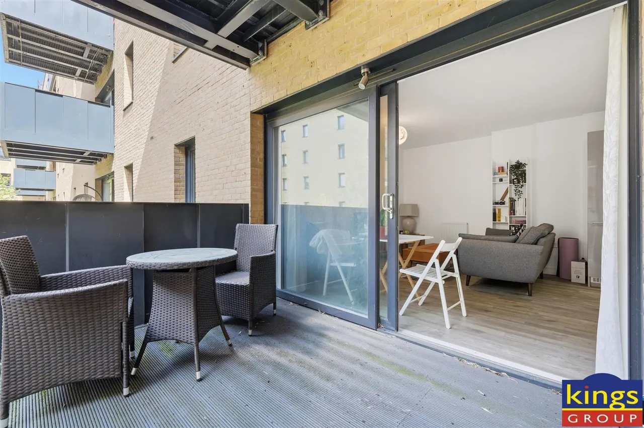 Hoffmans Road, London, photo 12