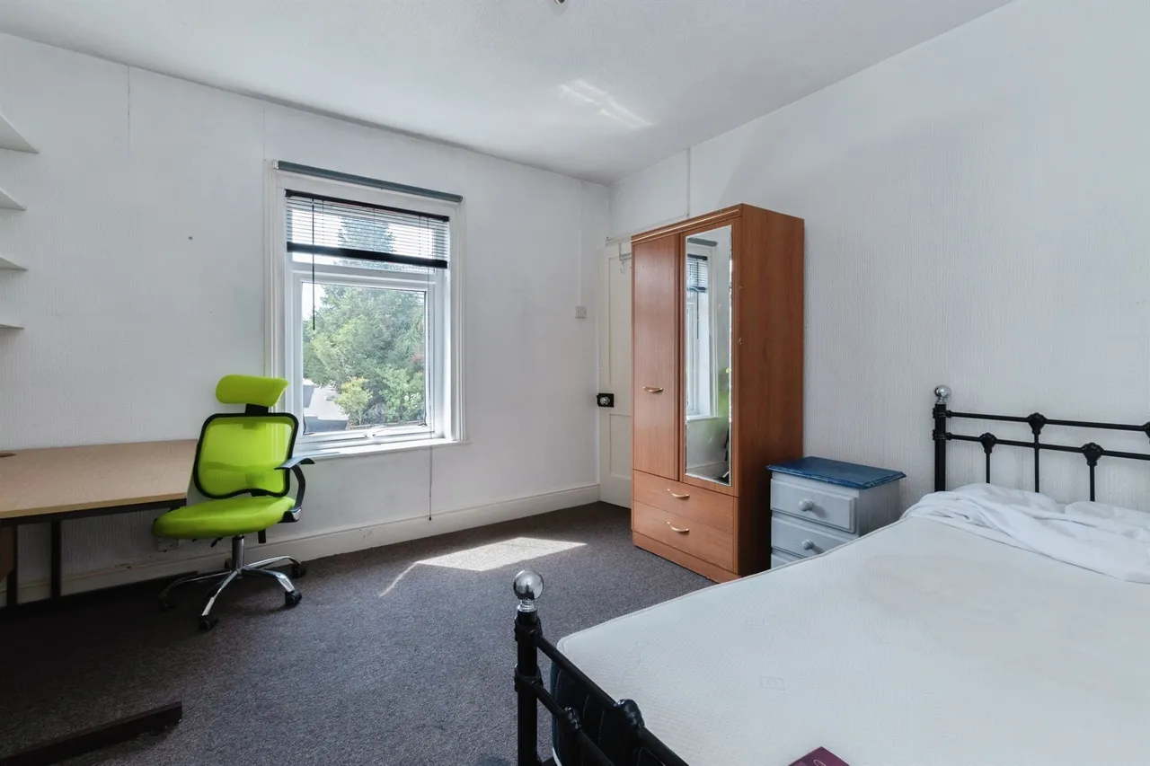 Kemp Road, Bournemouth, photo 6