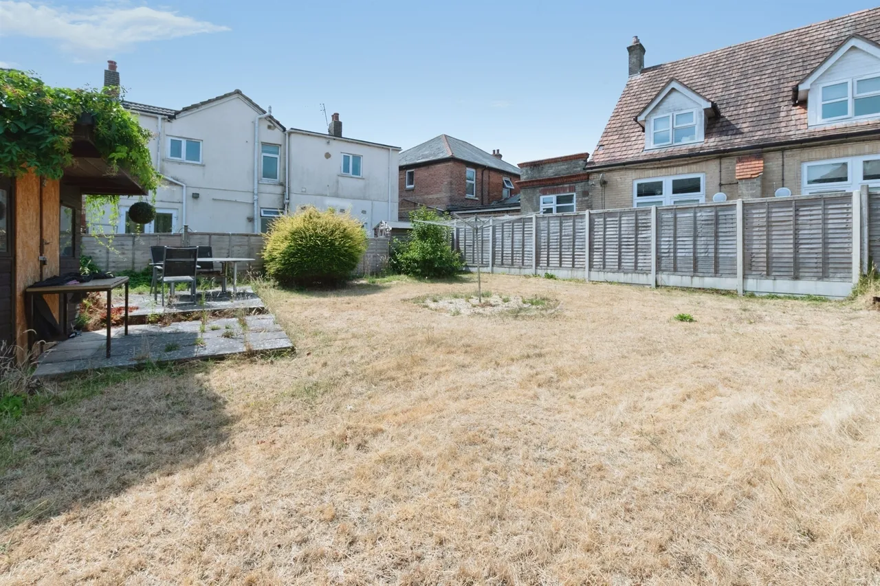 Kemp Road, Bournemouth, photo 9