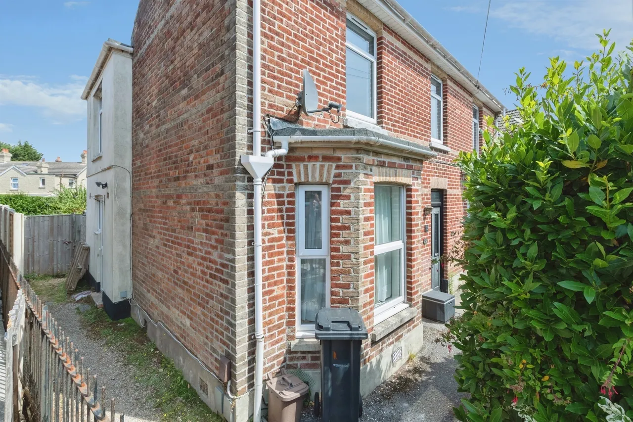 Kemp Road, Bournemouth, photo 8