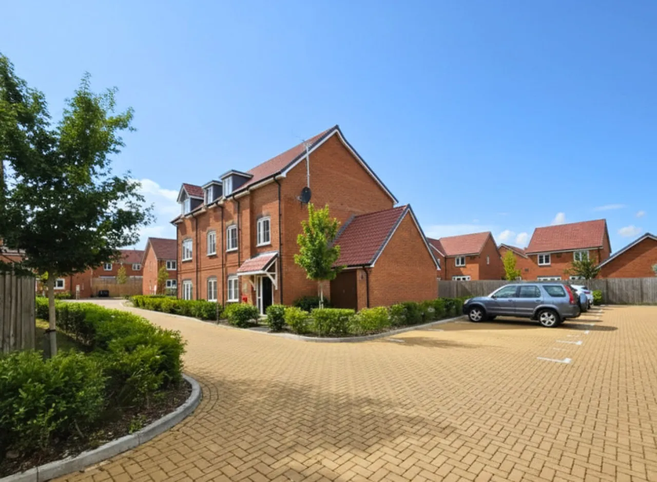 1 bed flat for sale, Mosaic Mews, Blandford St Mary, DT11