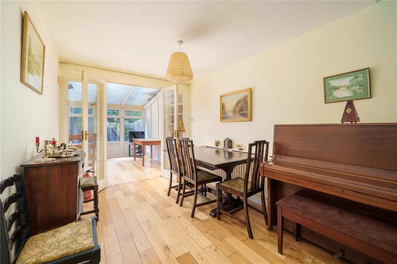 Kingslawn Close, London, SW15, photo 3