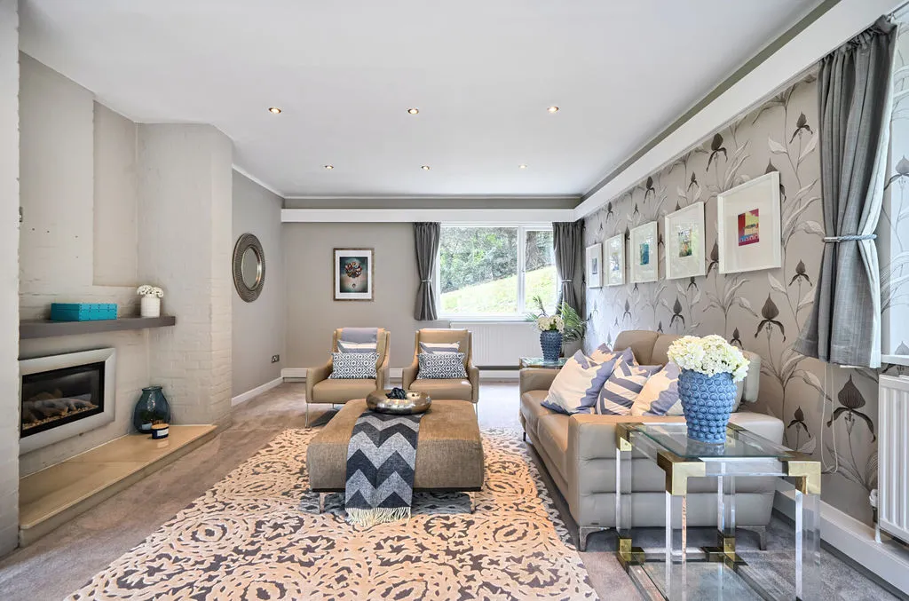 Hartley Hill, Purley CR8 4EL, photo 2