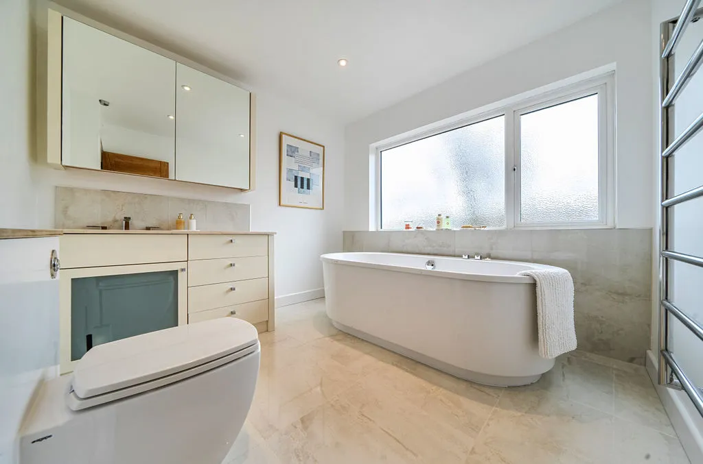 Hartley Hill, Purley CR8 4EL, photo 3