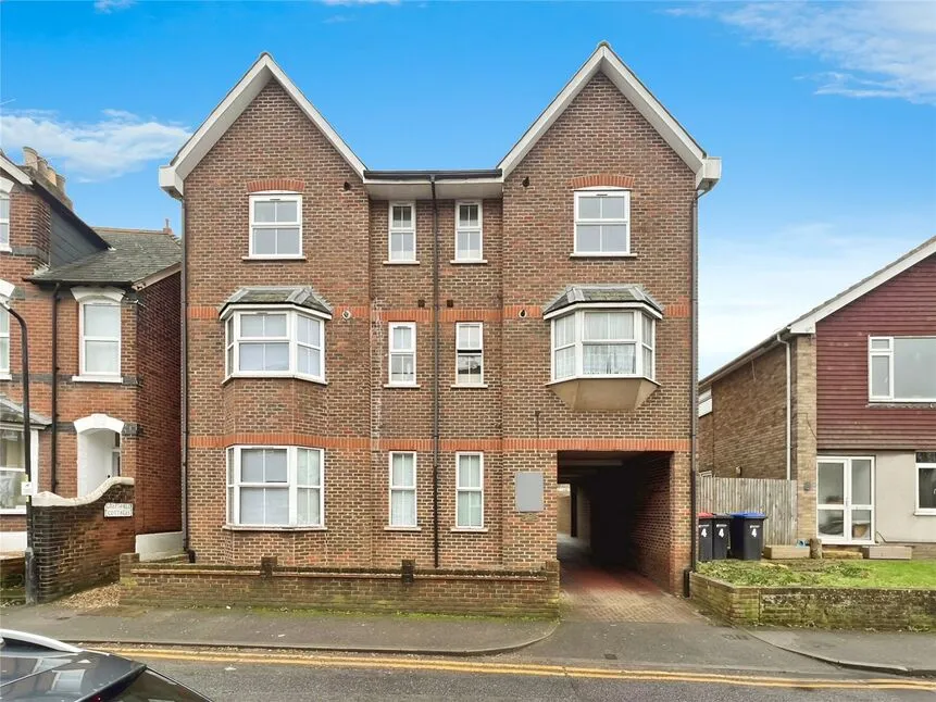 2 bed flat to rent — Victory Court, 7 Gordon Road, Canterbury, CT1