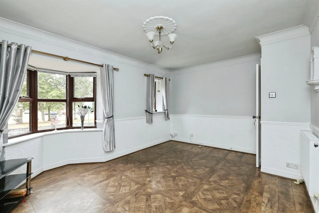 Thornhill Road, Harworth, Doncaster, photo 5