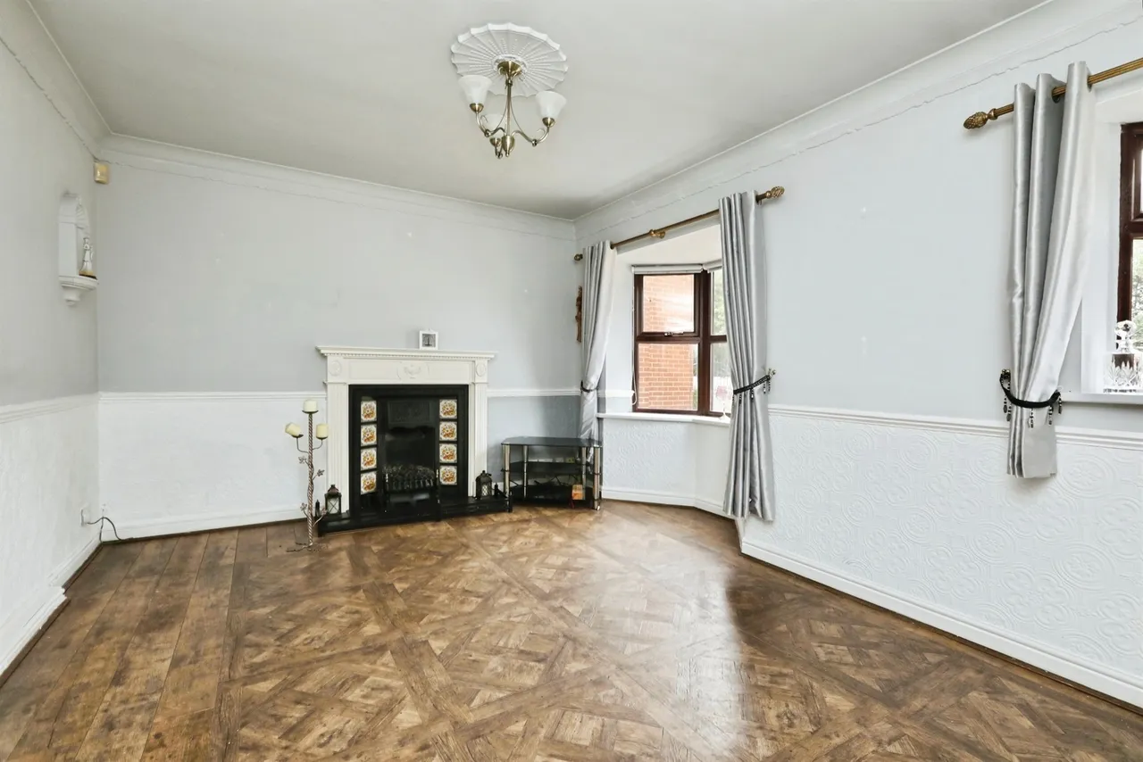 Thornhill Road, Harworth, Doncaster, photo 2