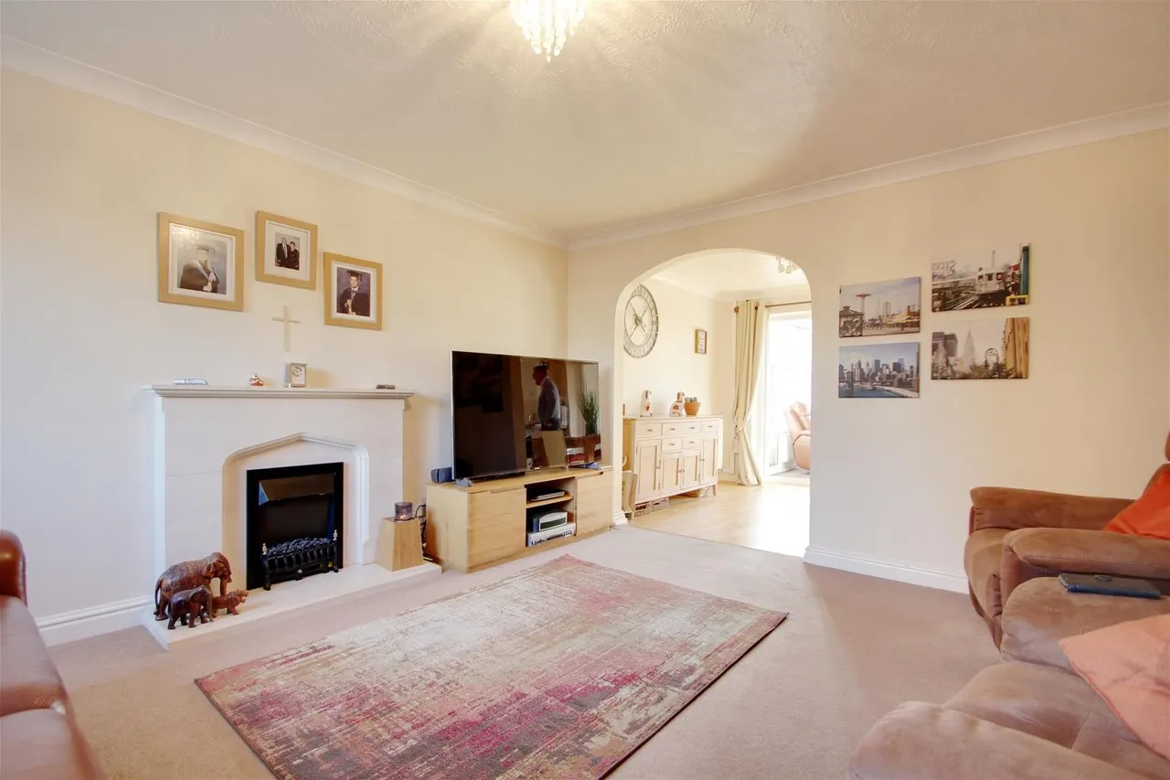 Glebeside Close, Worthing, photo 5