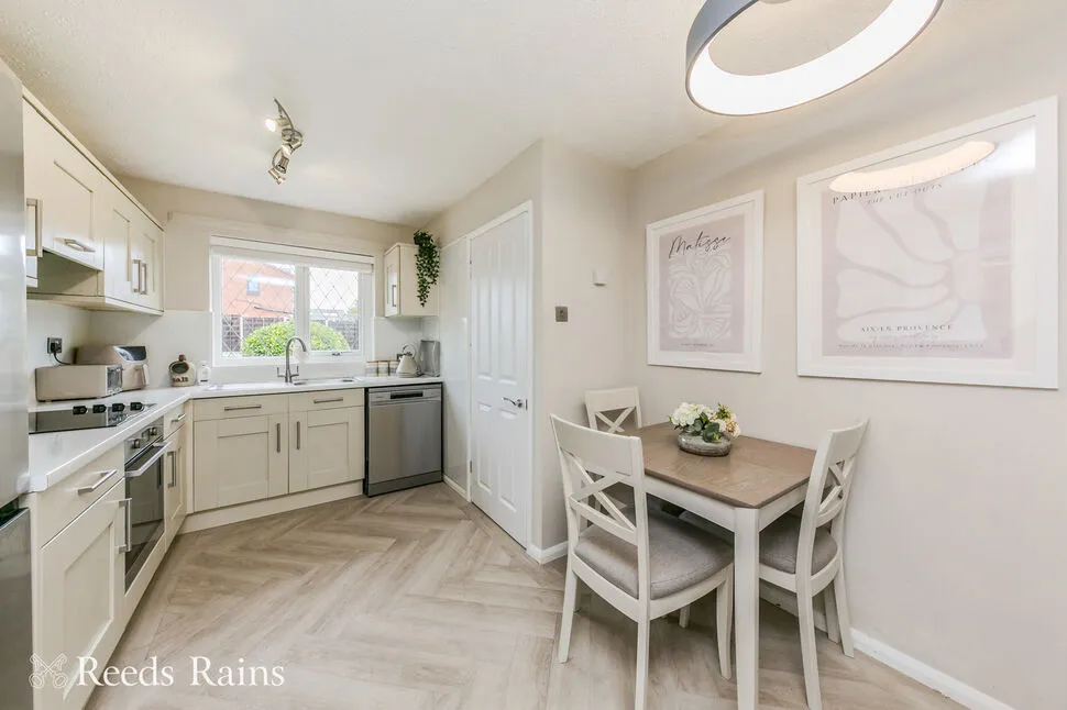 Harvest Road, Tytherington, Cheshire, SK10, photo 4