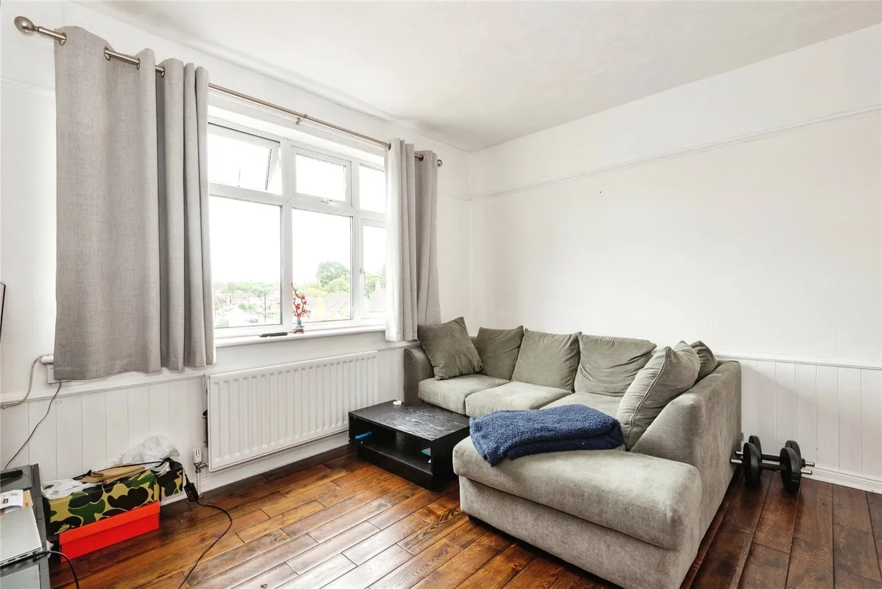 Cobham Road, Fetcham, KT22, photo 5