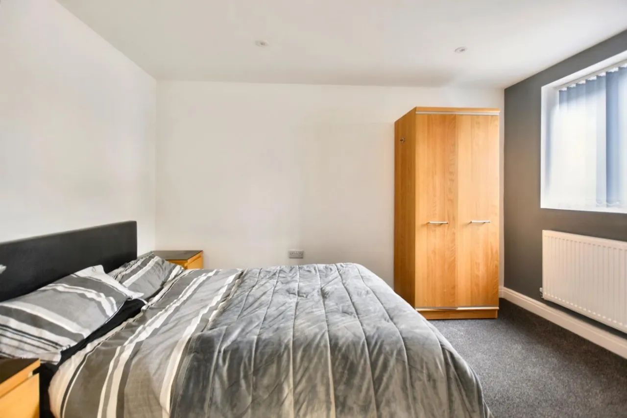 Hengrove Avenue, Bristol, photo 11