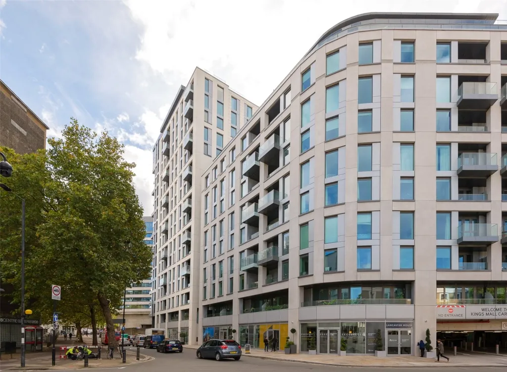 2 bed flat for sale, Beadon Road, Hammersmith, W6