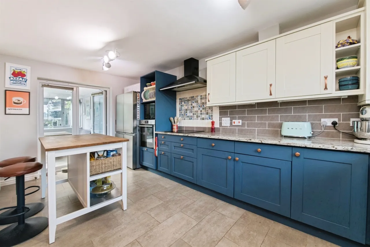 Flax Meadow Lane, Axminster, EX13, photo 4