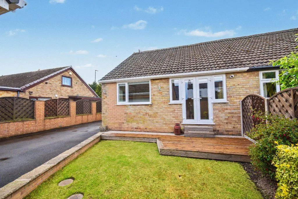 South Lane, Netherton, WF4, photo 16