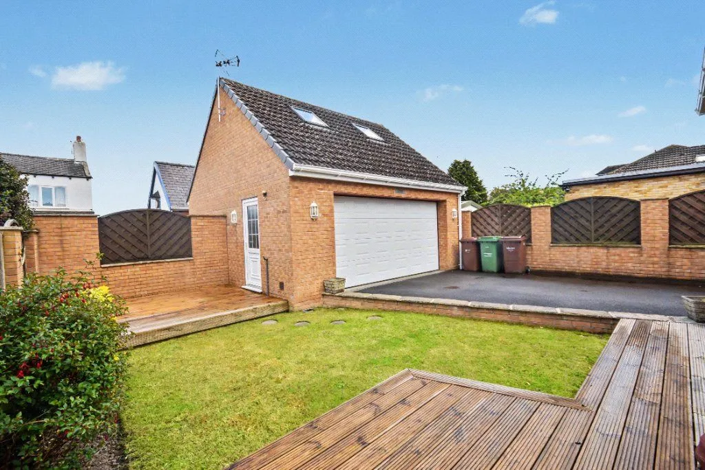 South Lane, Netherton, WF4, photo 15