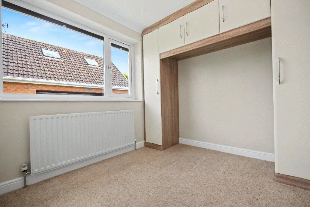 South Lane, Netherton, WF4, photo 7