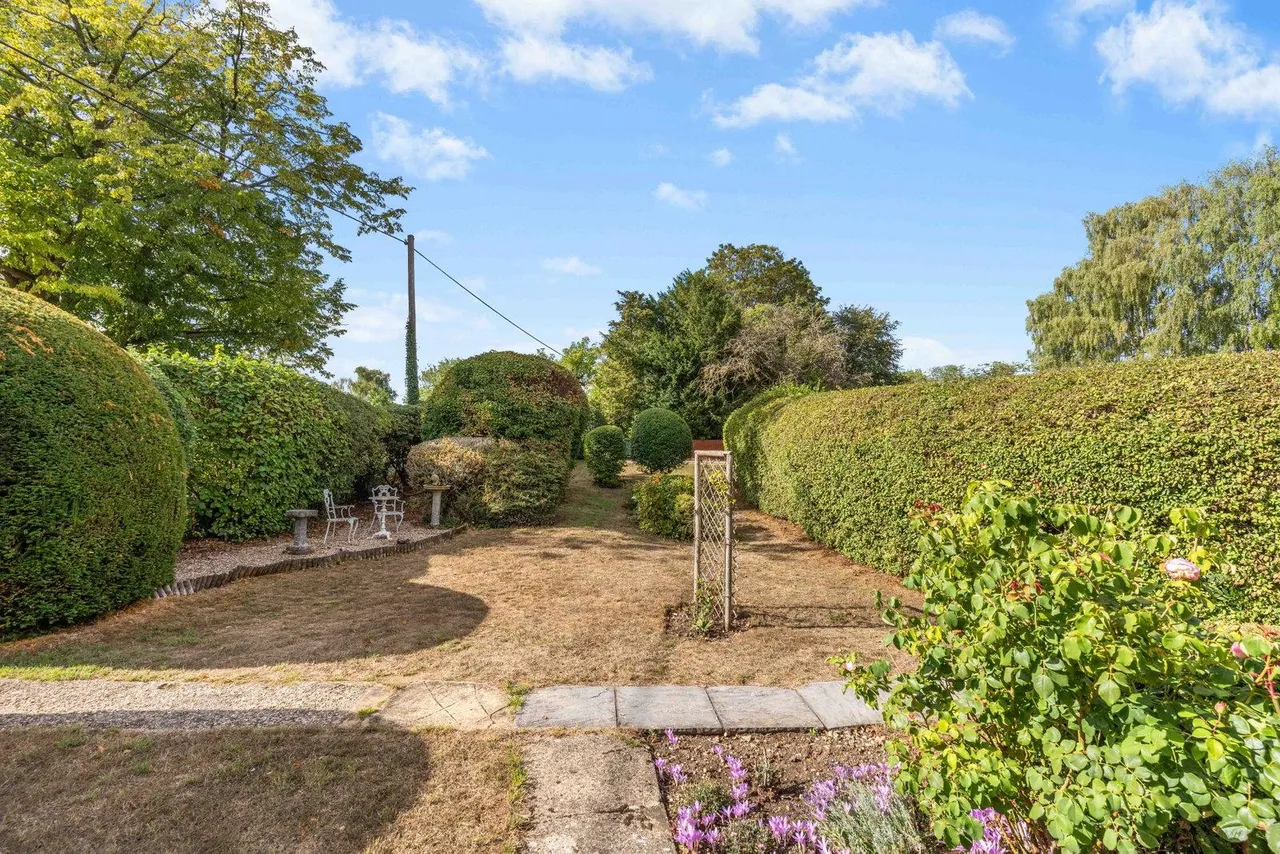 Old Forge Cottage, Hill Green, CB11, photo 37