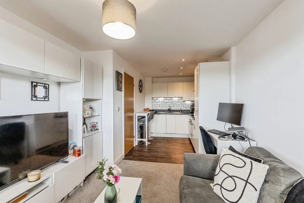 1 bed flat for sale, Whitchurch Lane, Bristol, BS14