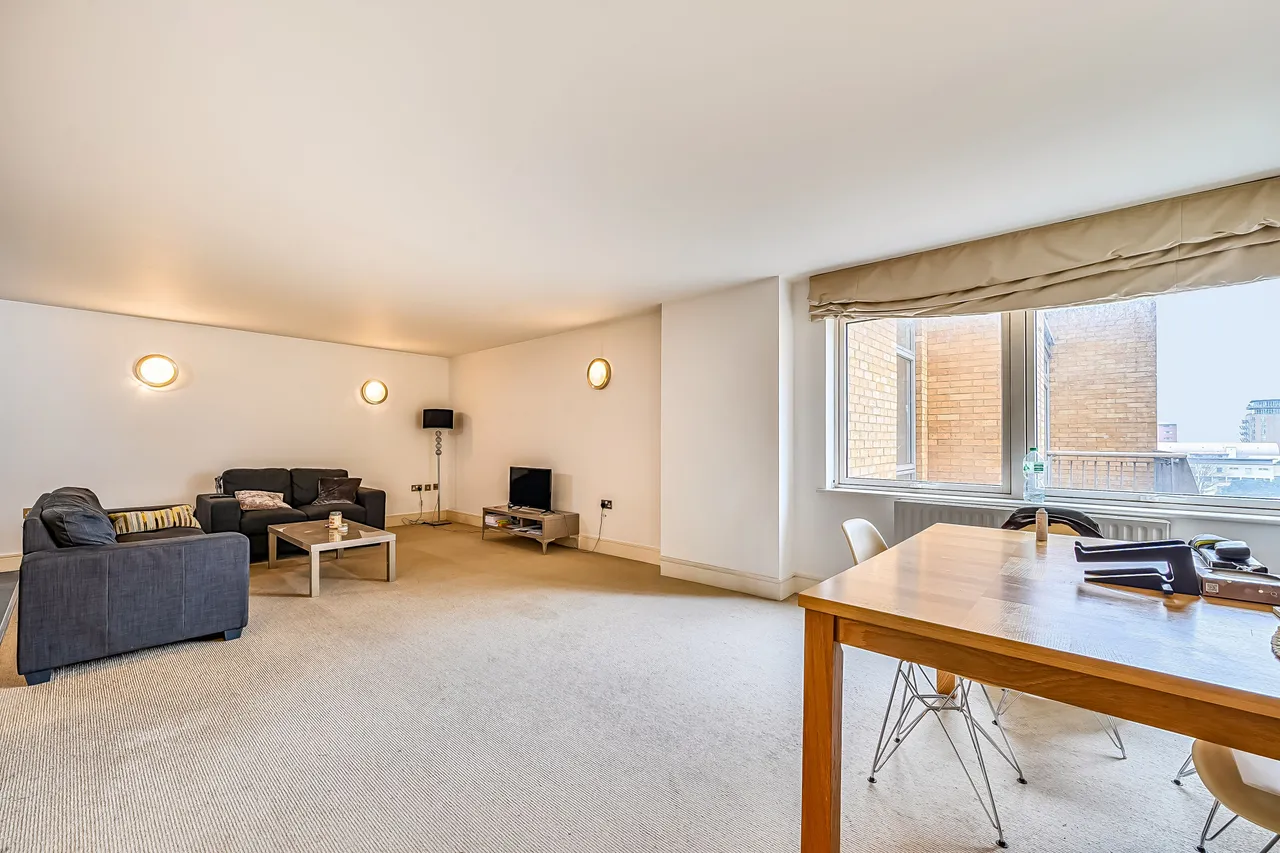 84 Gainsborough House, Cassilis Road, London, photo 4
