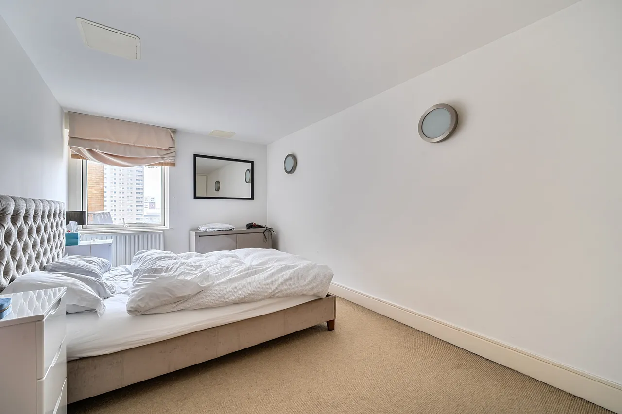 84 Gainsborough House, Cassilis Road, London, photo 3