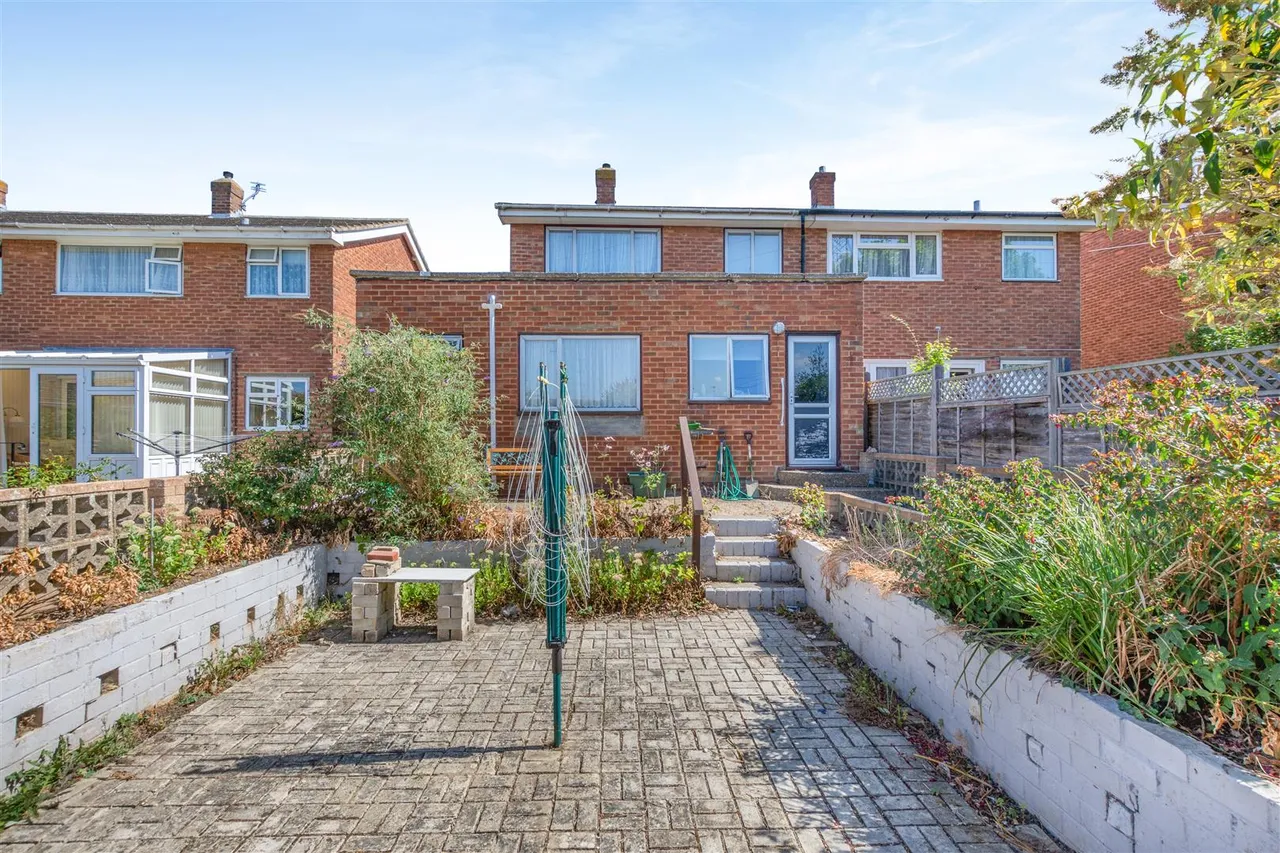 Plover Road, Larkfield, photo 6