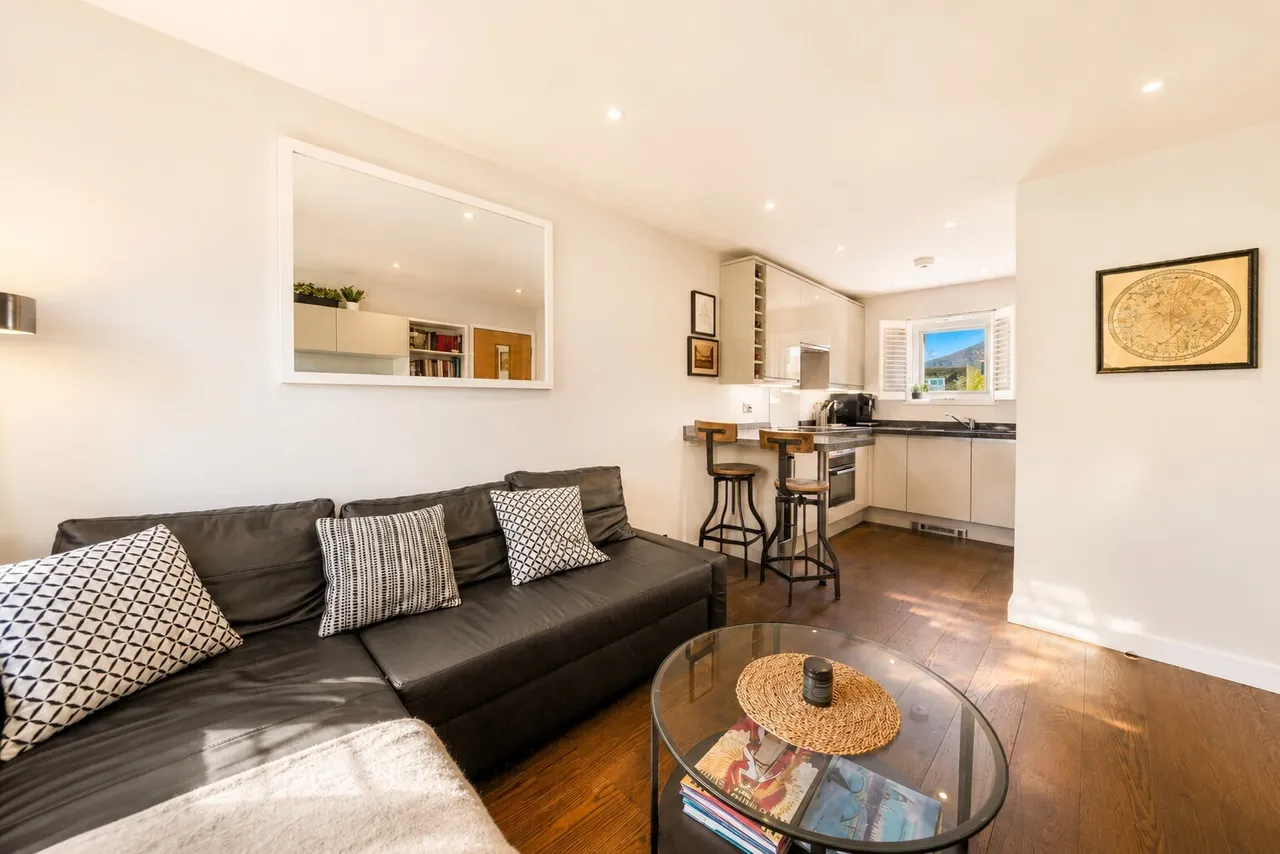 Cubitt Terrace, London, SW4, photo 4