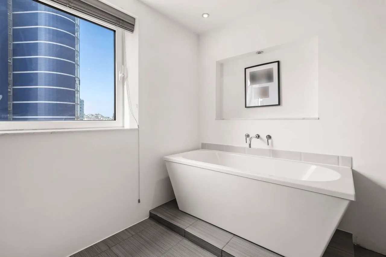 Oyster Wharf, 18 Lombard Road, London, SW11 3RT, photo 10