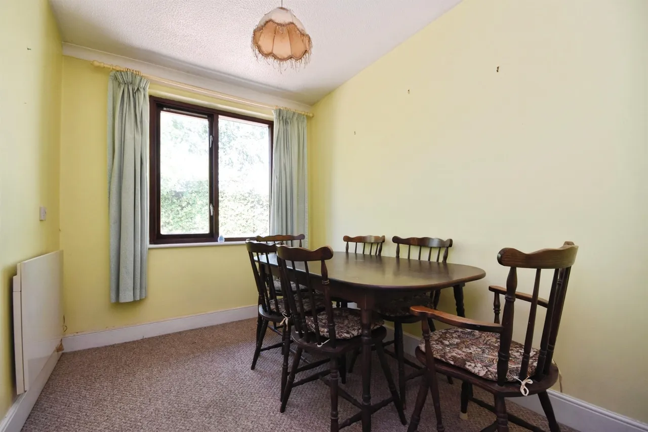Uplands Road, Warley, CM14, photo 4