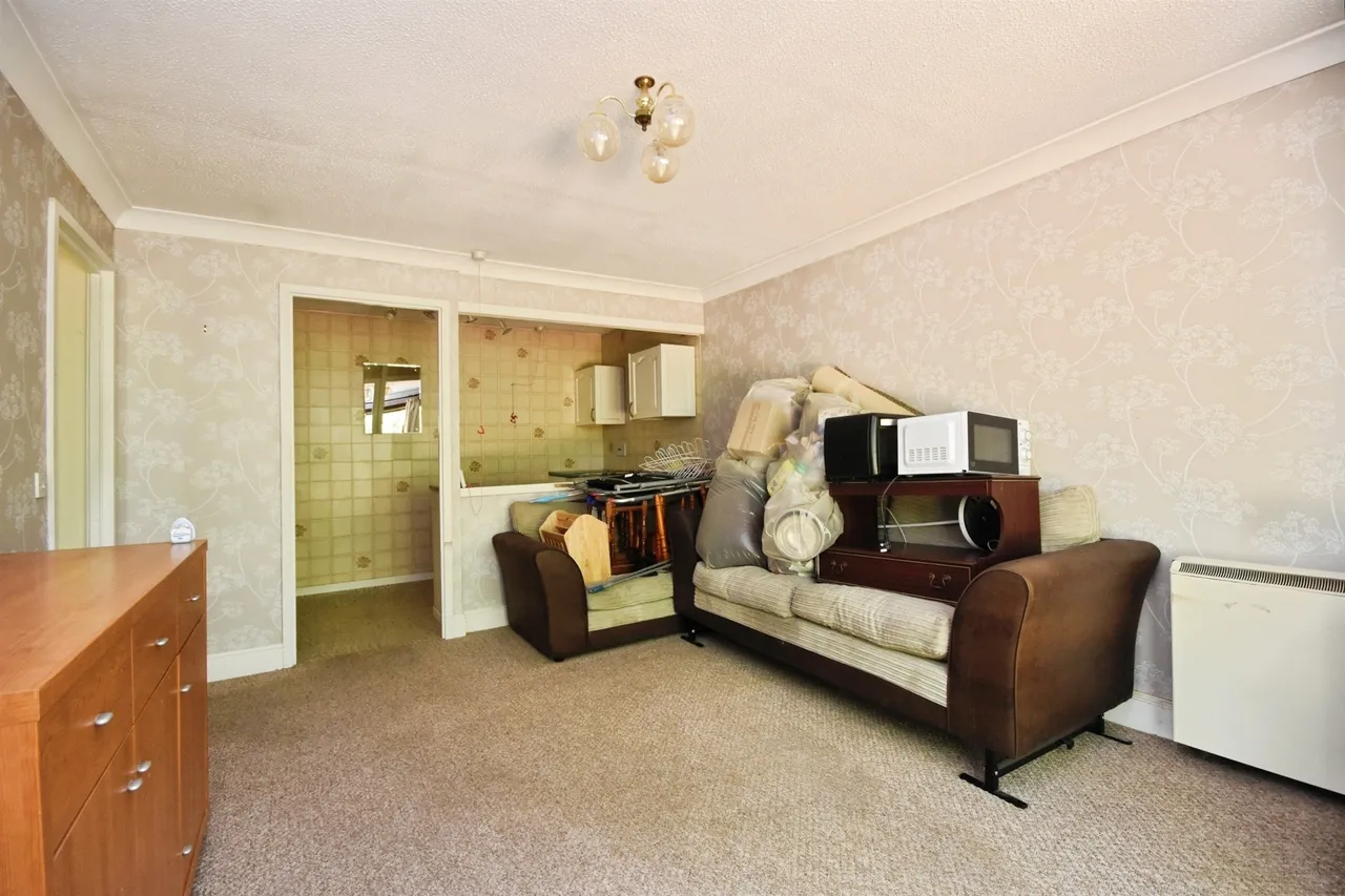 Uplands Road, Warley, CM14, photo 9