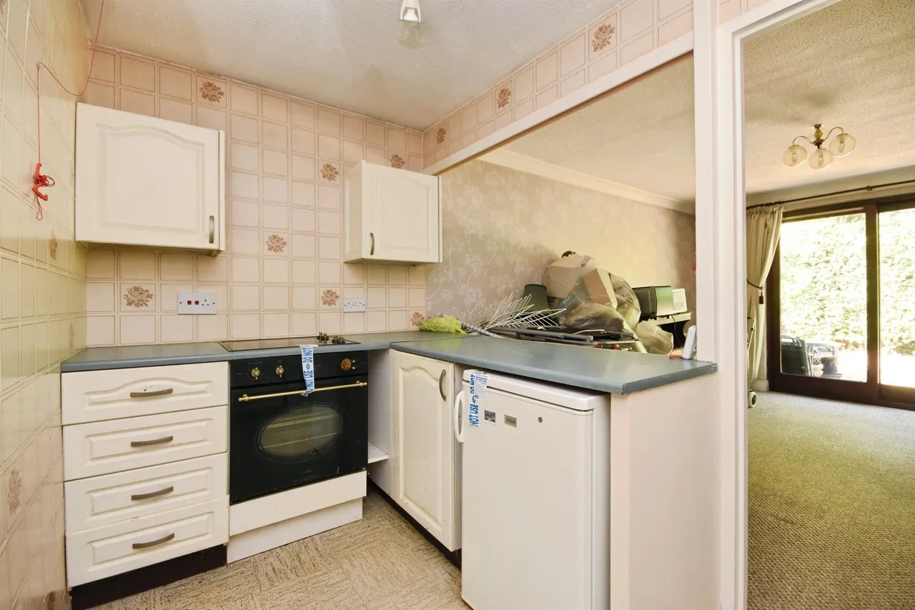 Uplands Road, Warley, CM14, photo 8