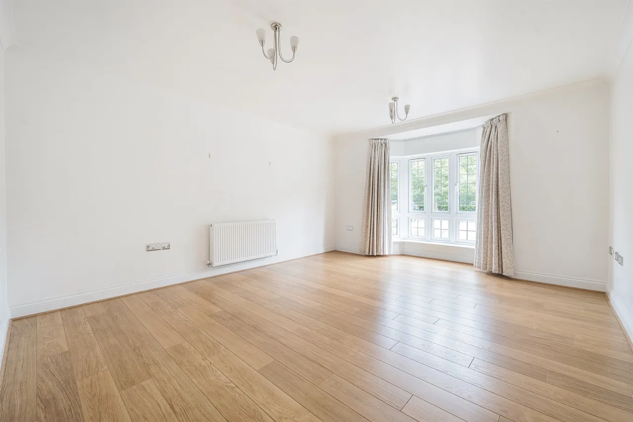 Shoppenhangers Road, Maidenhead, photo 3