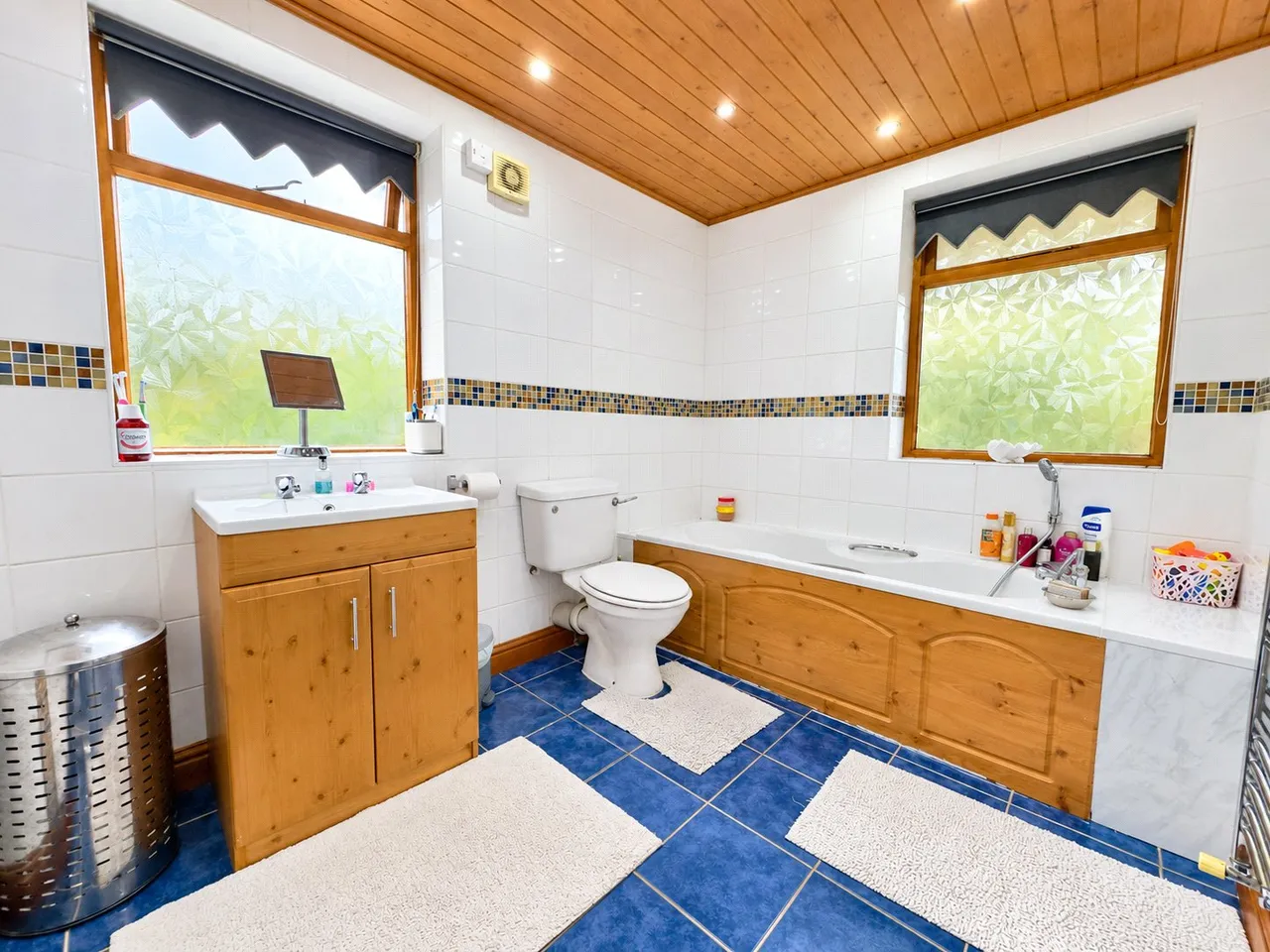 Saughall Massie Road, Upton, CH49, photo 17