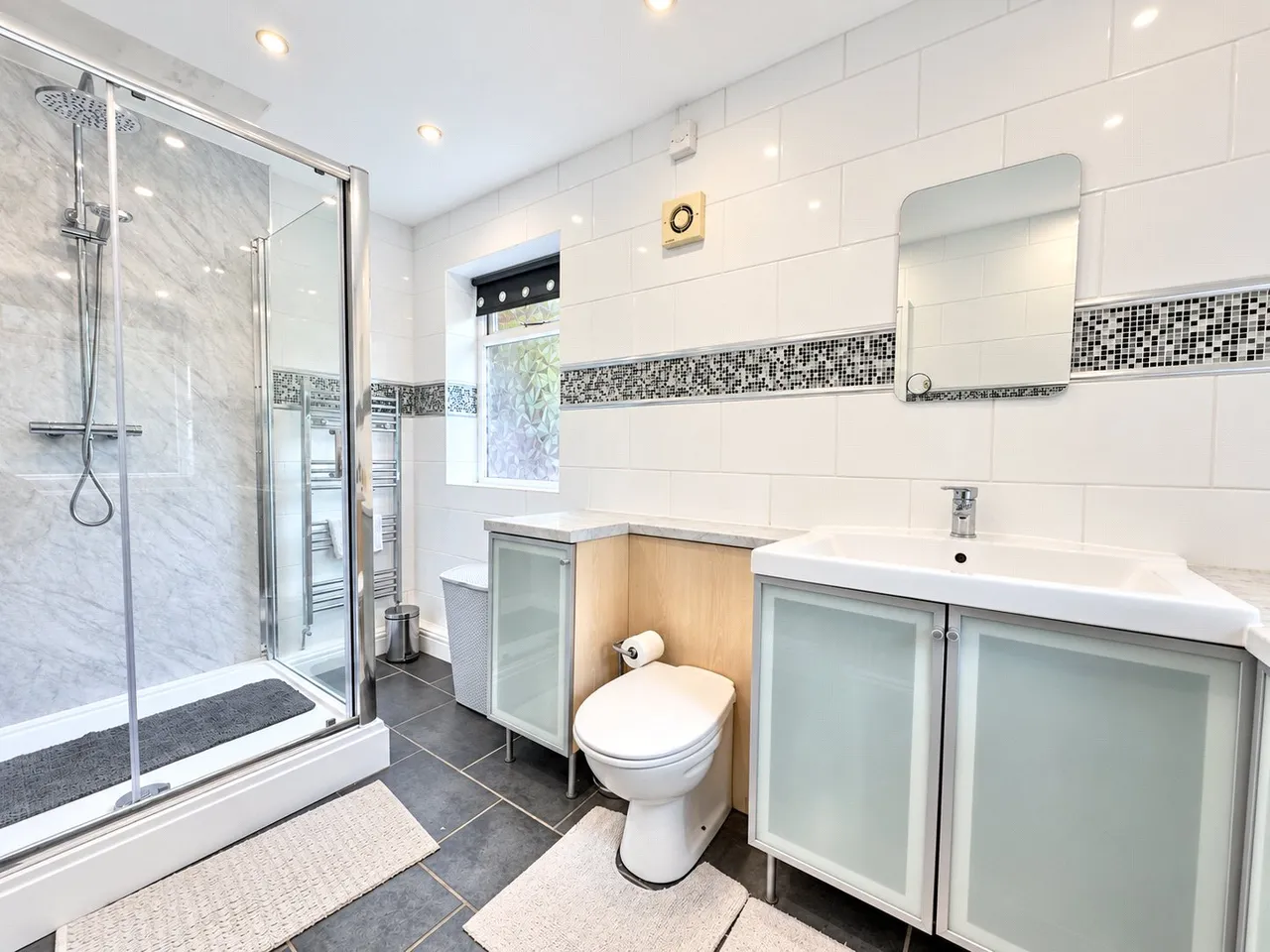 Saughall Massie Road, Upton, CH49, photo 8