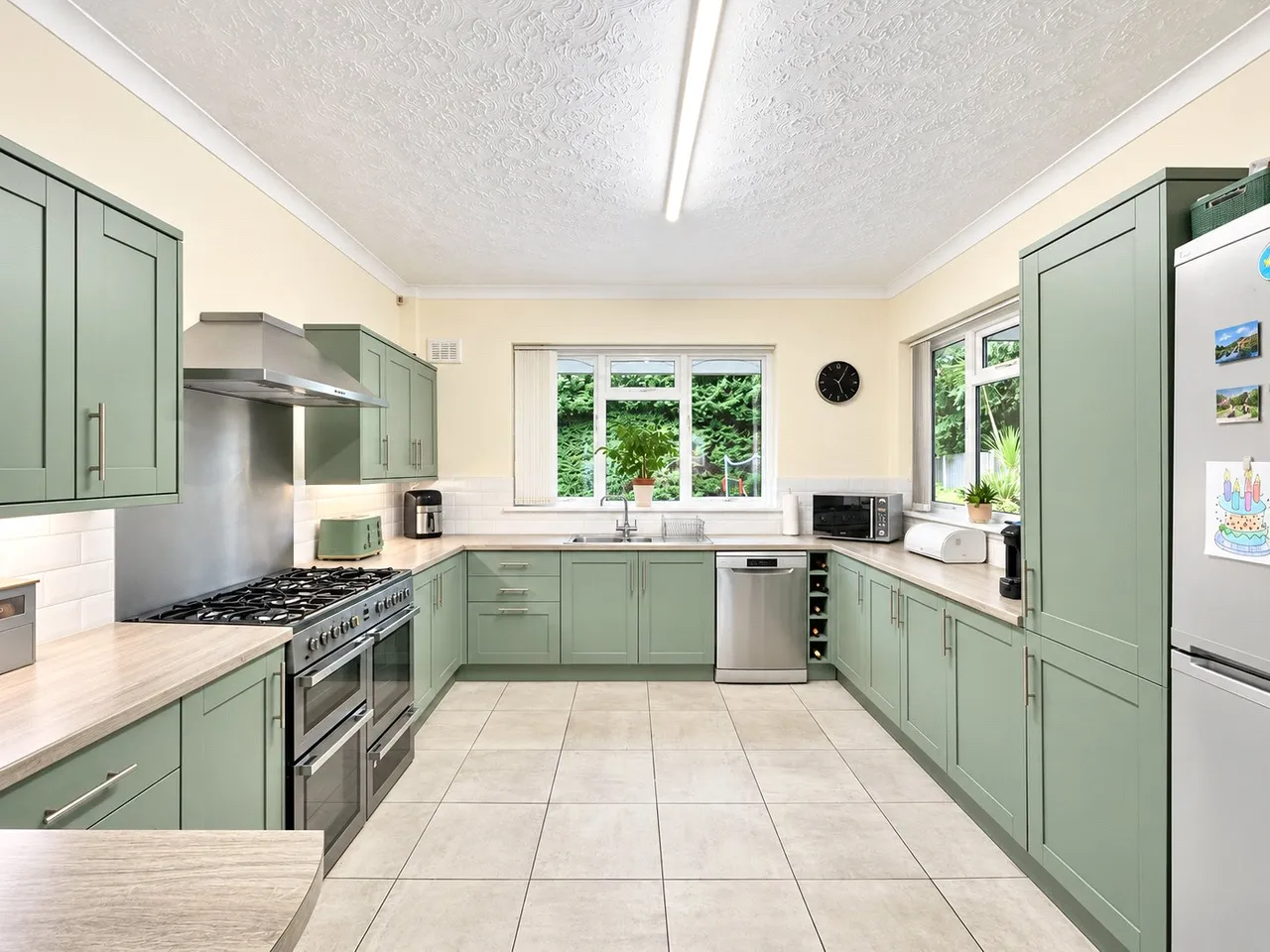 Saughall Massie Road, Upton, CH49, photo 5