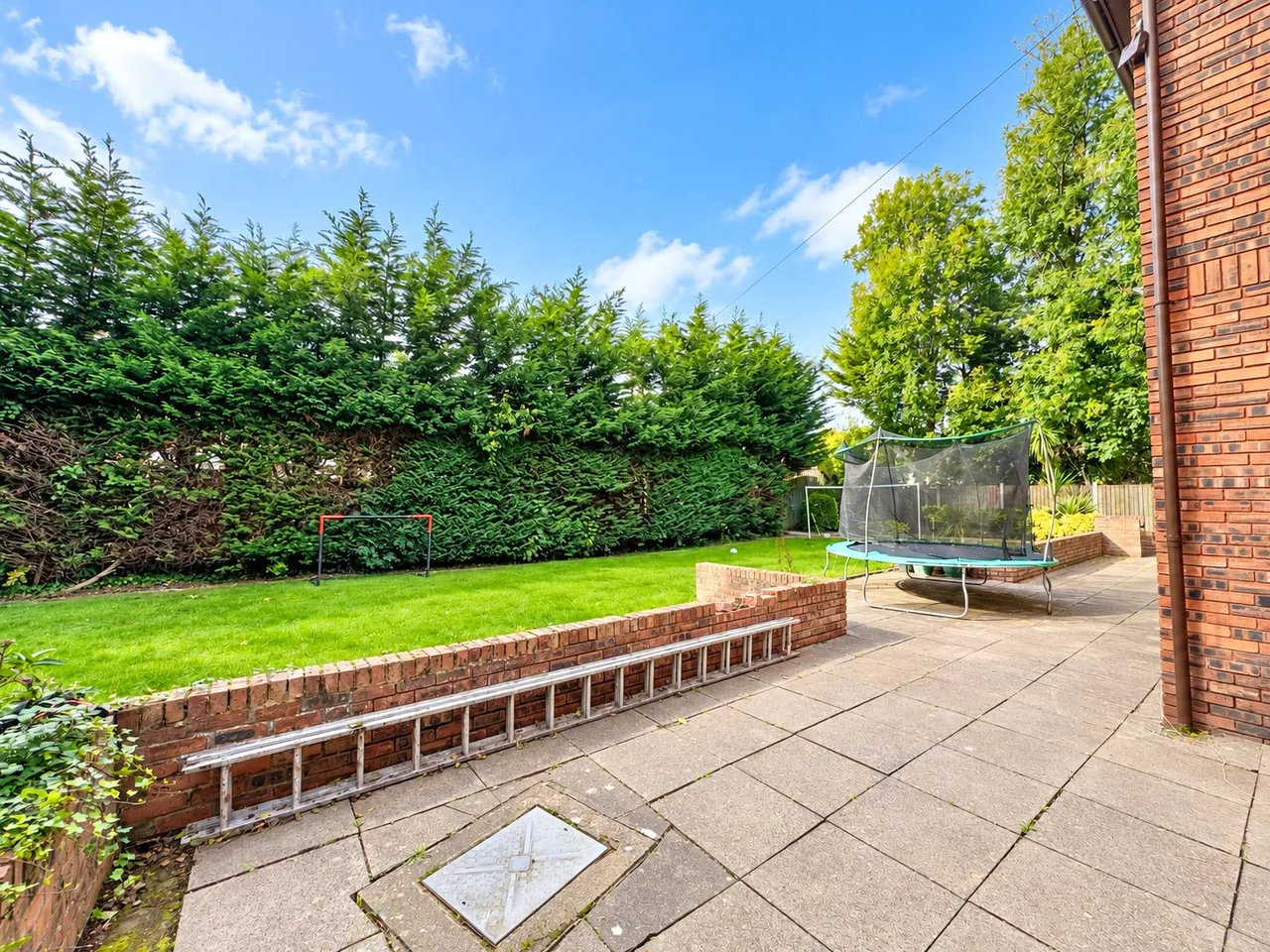 Saughall Massie Road, Upton, CH49, photo 21