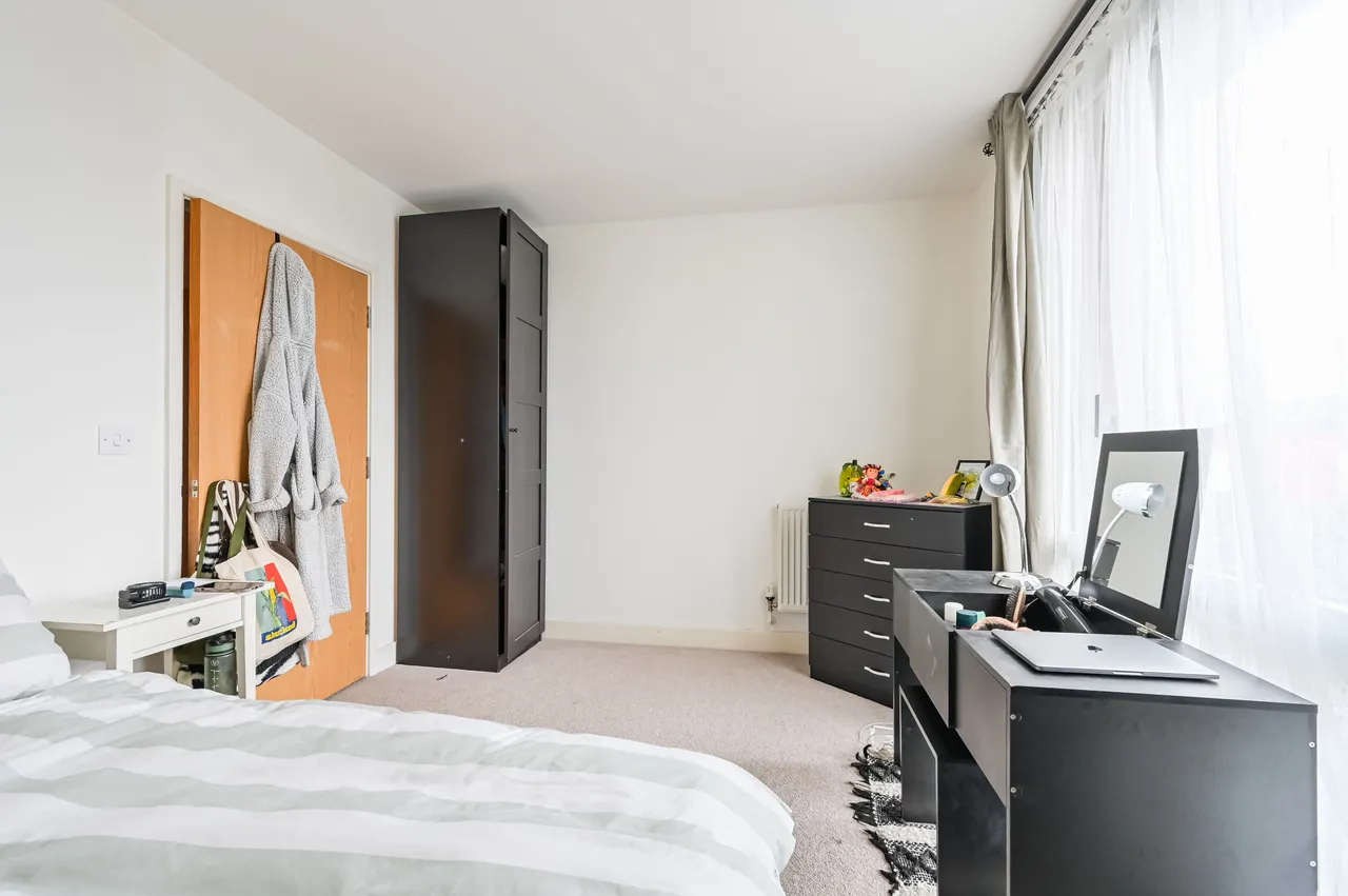 Flat 13, 43 Devons Road, London, photo 12