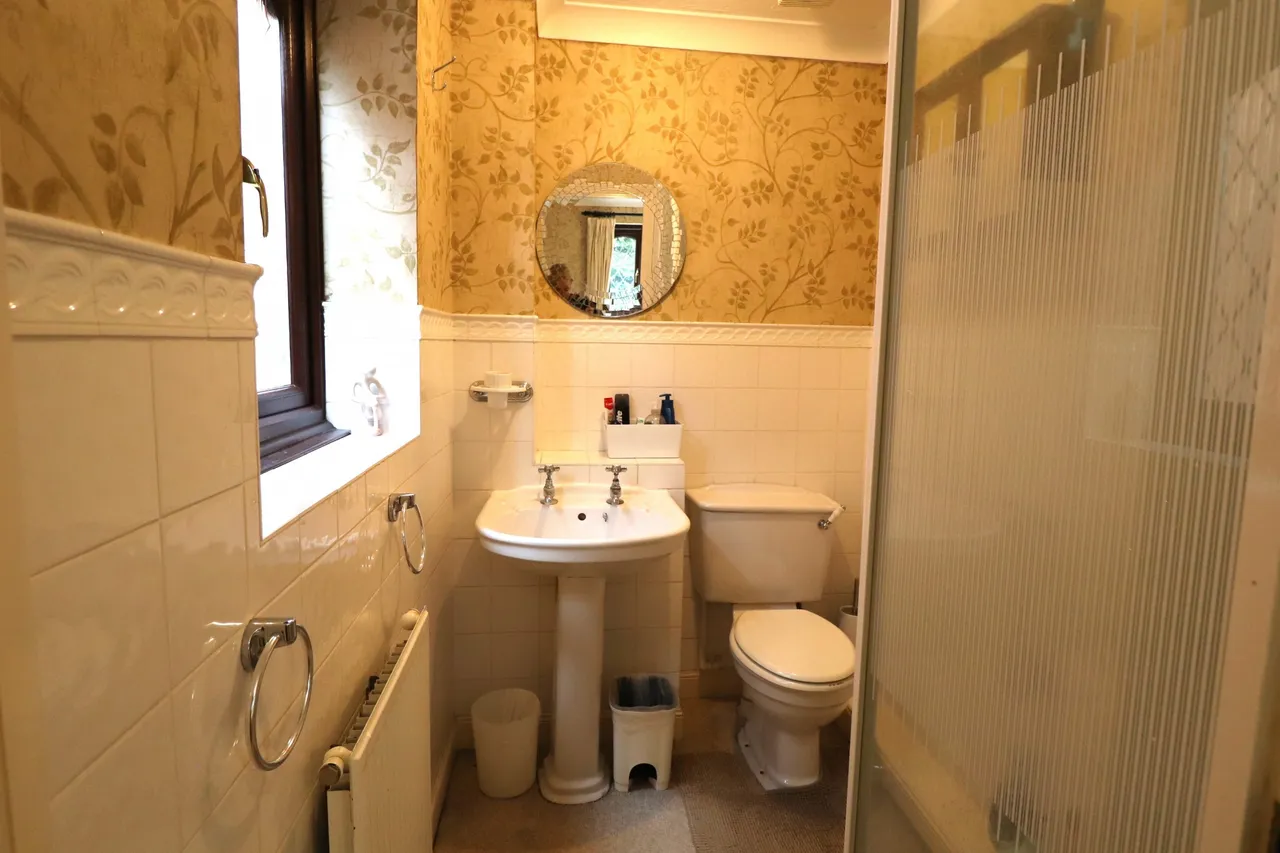 Wheatlands, Chells Manor, SG2, photo 9