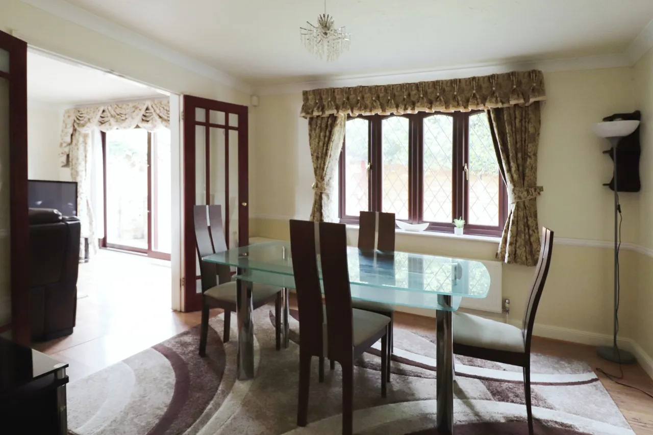 Wheatlands, Chells Manor, SG2, photo 3