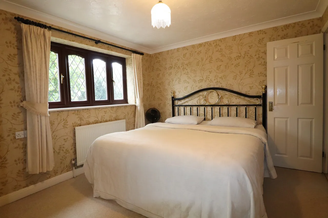Wheatlands, Chells Manor, SG2, photo 7