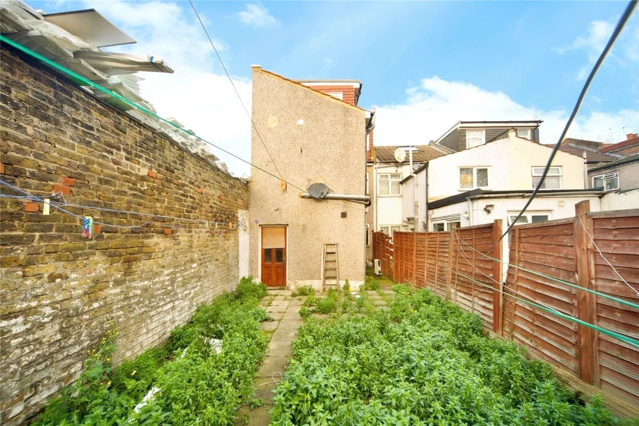 Stamford Road, East Ham, E6, photo 11