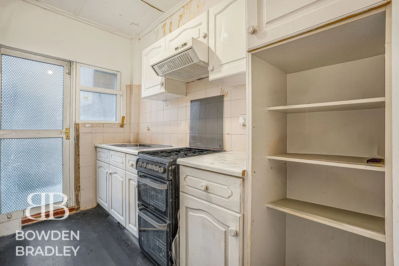 Tiverton Avenue, Clayhall, IG5, photo 4