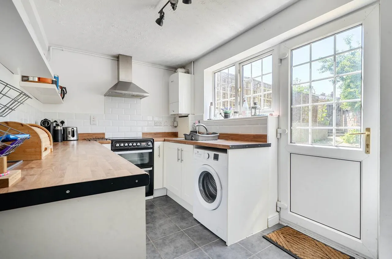 Foundry Road, Malmesbury, SN16, photo 4