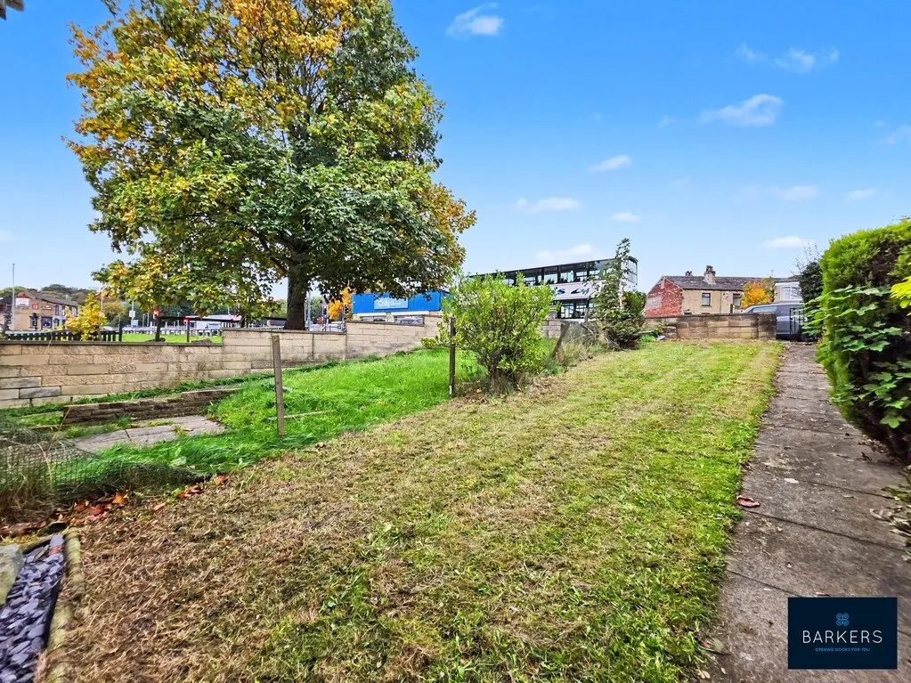 Huddersfield Road, Birstall, WF17, photo 12