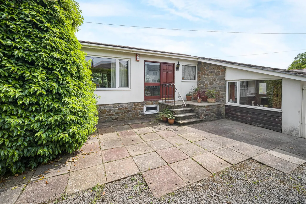 Cowbridge Road, Cardiff, CF5, photo 33